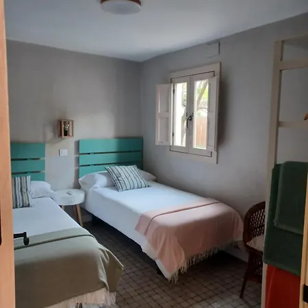 La Casita De Tiane La Adrada
