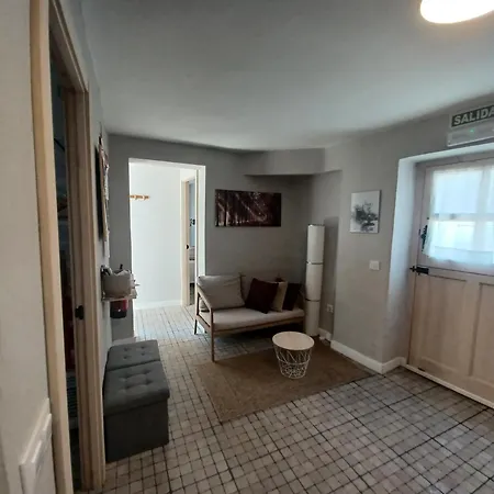 La Casita De Tiane * La Adrada
