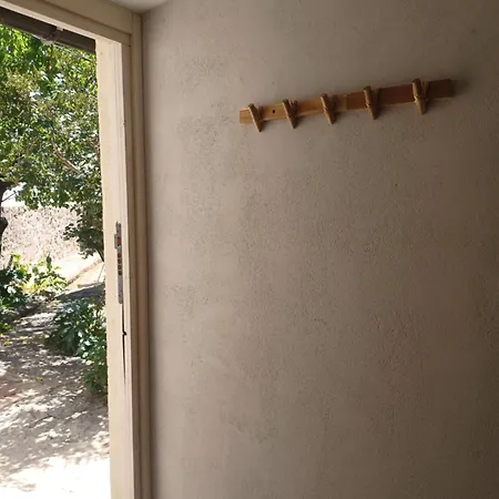 La Casita De Tiane La Adrada