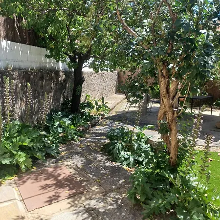 La Casita De Tiane * La Adrada