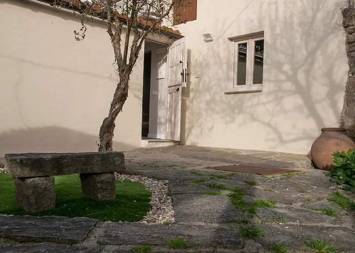 Semesterbostad La Casita De Tiane La Adrada